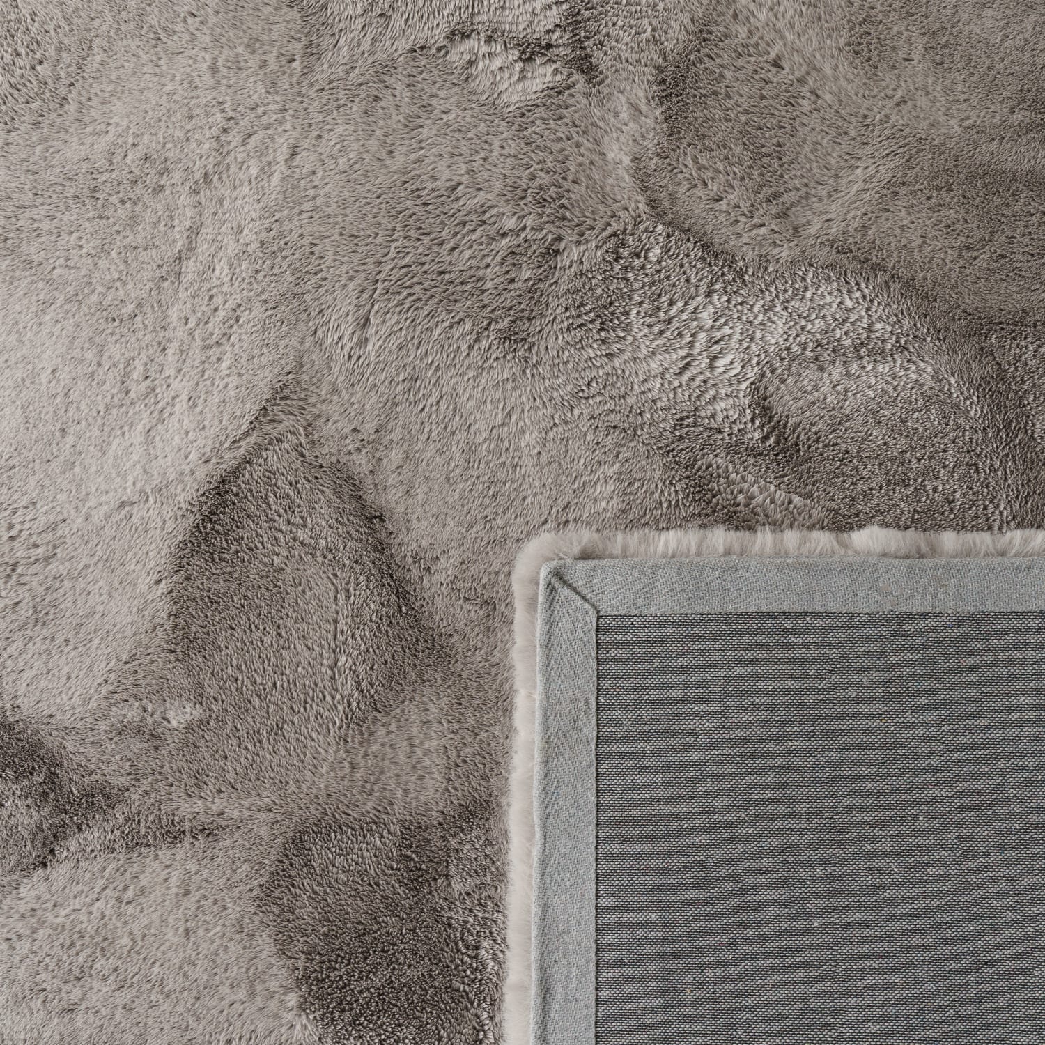 Fell-Teppich Rabbit Deluxe Grau